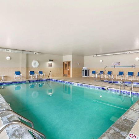 Sonesta Essential Minot Hotell Exteriör bild